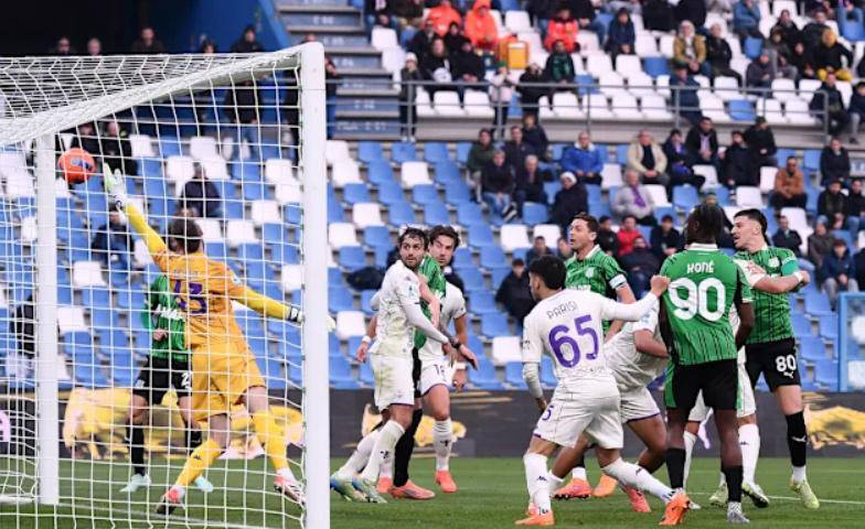 刚刚!AC米兰强势反弹备战CBA季后赛今晚曼联备战欧冠,菲尼克斯太阳赛后篮板制胜(卡卡欧冠ac米兰对曼联) 刚刚!AC米兰强势反弹备战CBA季后赛今晚曼联备战欧冠,菲尼克斯太阳赛后篮板制胜(卡卡欧冠ac米兰对曼联)