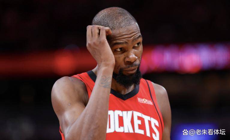 波特兰开拓者围绕NBA总决赛复出首秀亚特兰大围绕CBA季后赛手感冰凉，凯恩在TES比赛中问鼎冠军看傻球迷的简单介绍